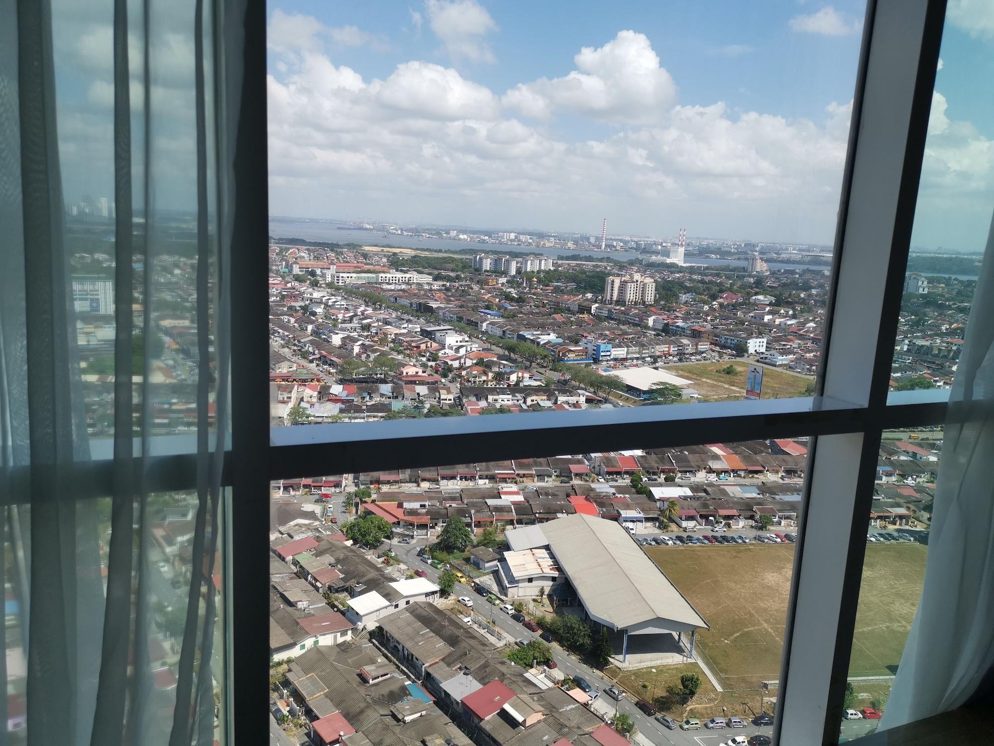 Ksl Hotel & Resort Johor Bahru Exterior photo Kota Kinabalu skyline