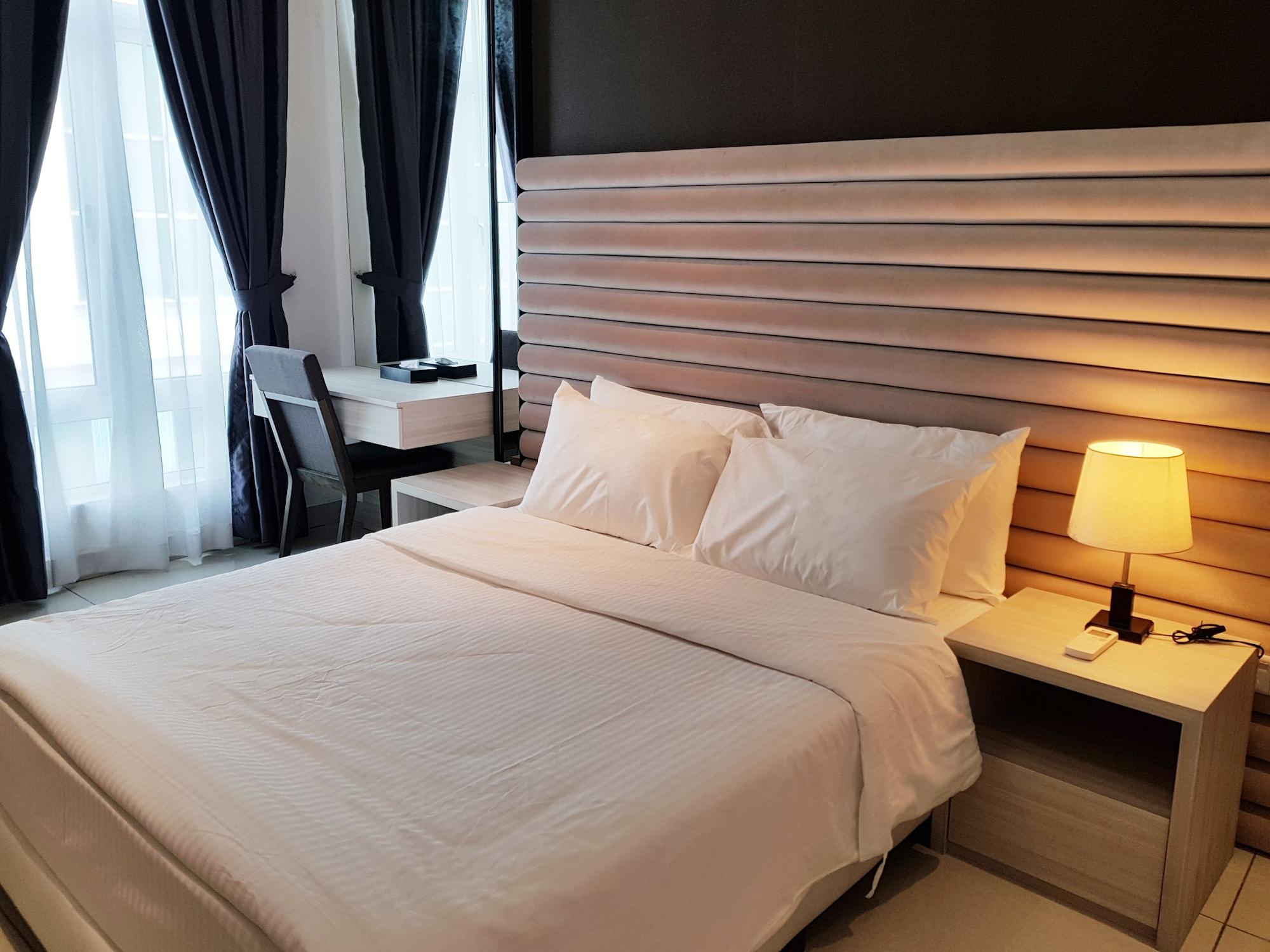 Ksl Hotel & Resort Johor Bahru Exterior photo A room at the hotel