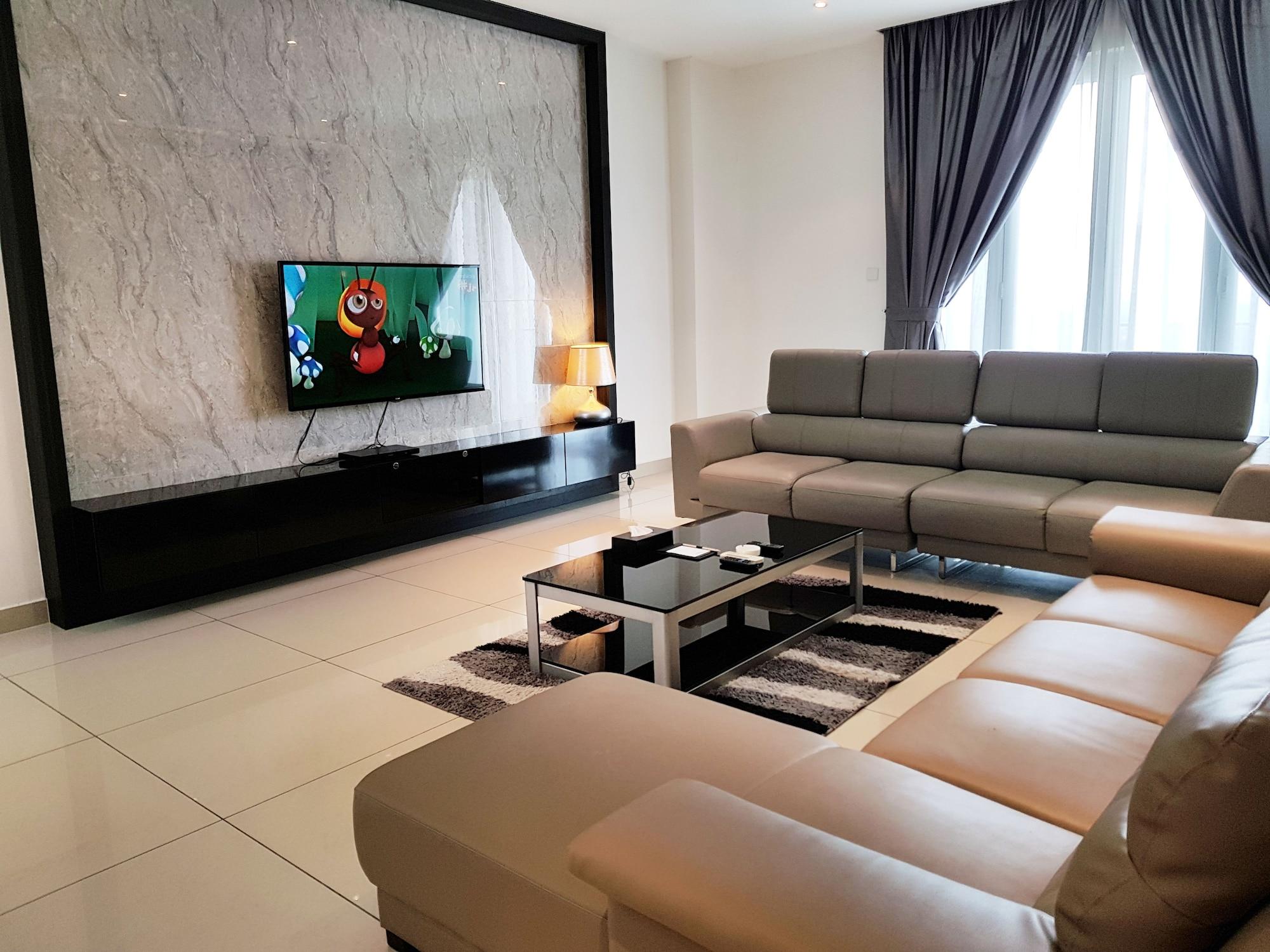 Ksl Hotel & Resort Johor Bahru Exterior photo Interior of a modern living room