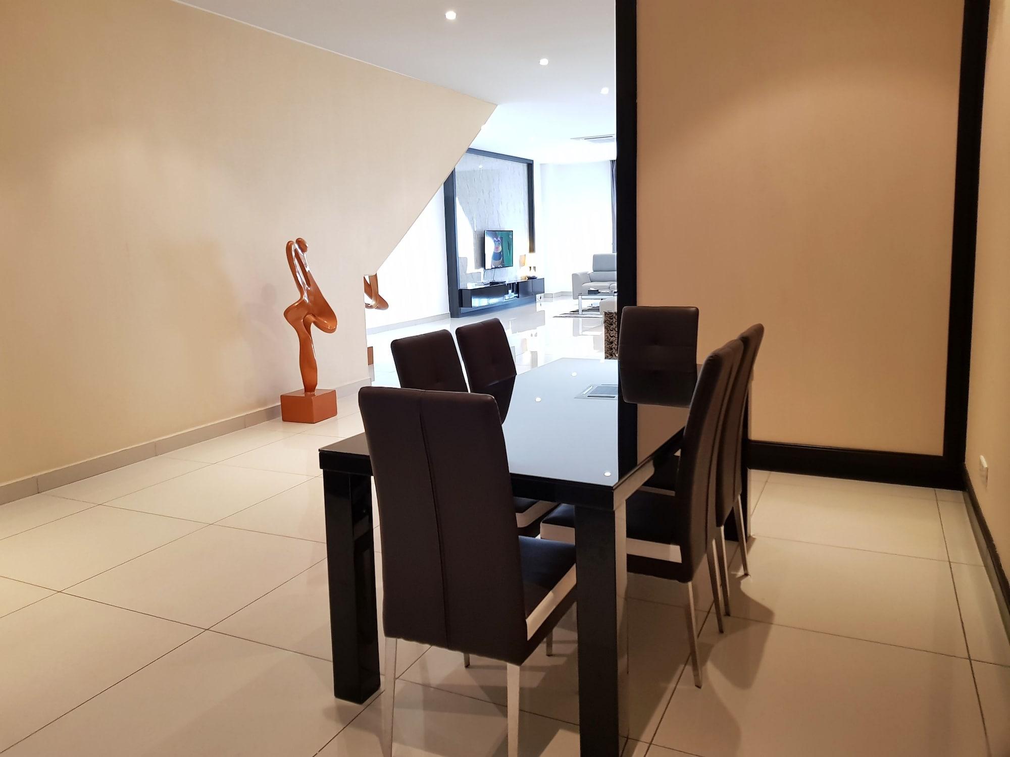 Ksl Hotel & Resort Johor Bahru Exterior photo The dining room