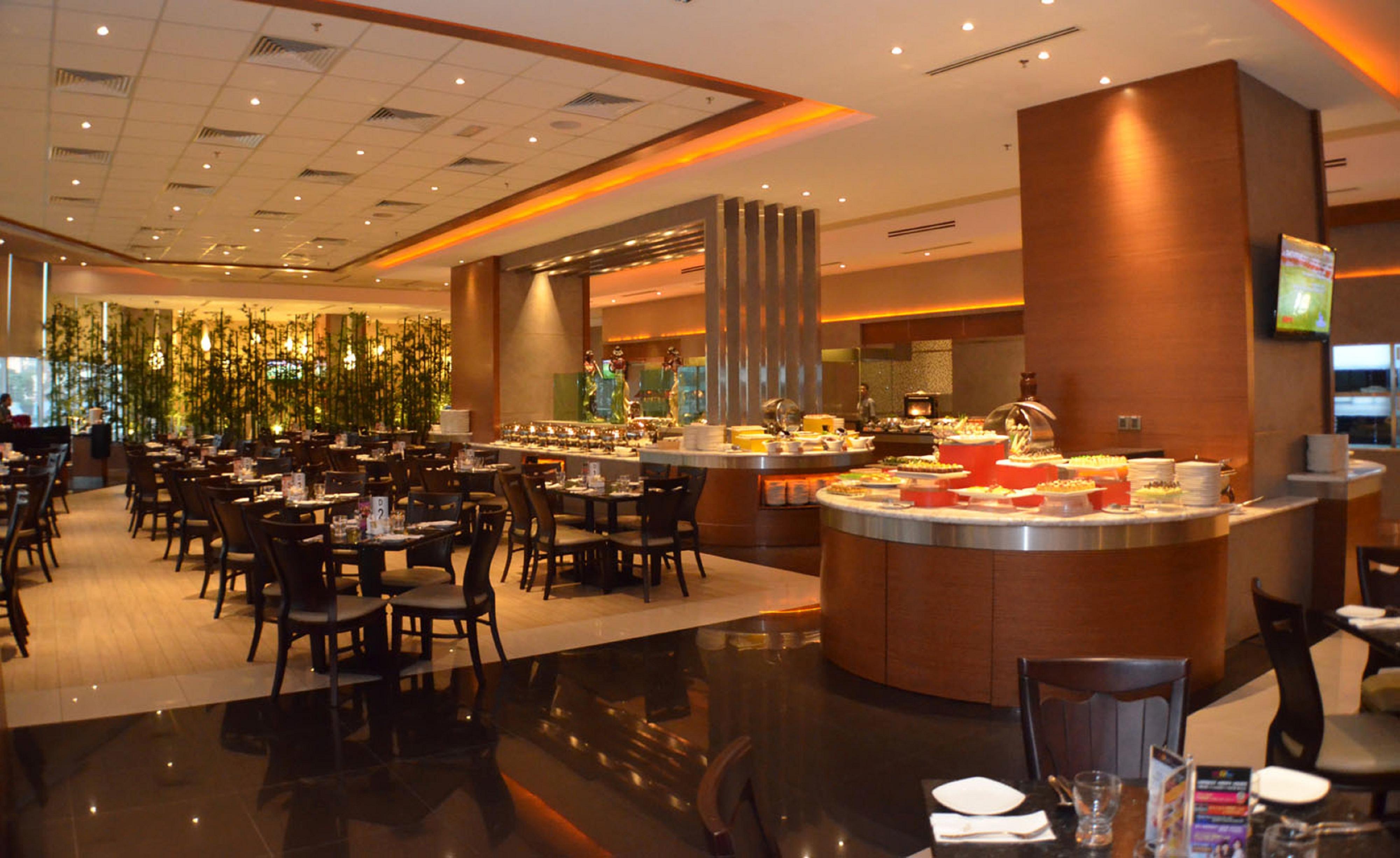 Ksl Hotel & Resort Johor Bahru Exterior photo The hotel's restaurant