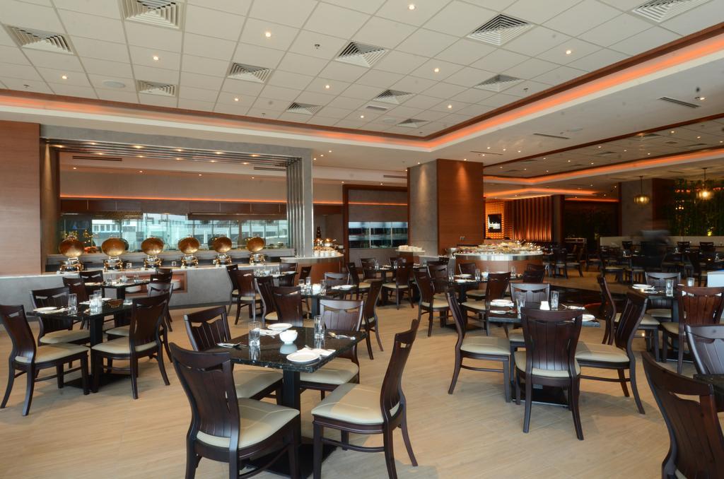 Ksl Hotel & Resort Johor Bahru Exterior photo The restaurant